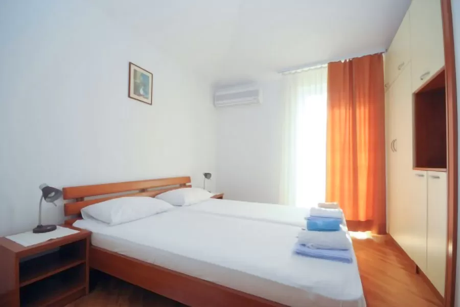 Racanovic_APP 04 SV_03.jpg